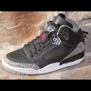 Size 8.5 Jordan Spizike Black